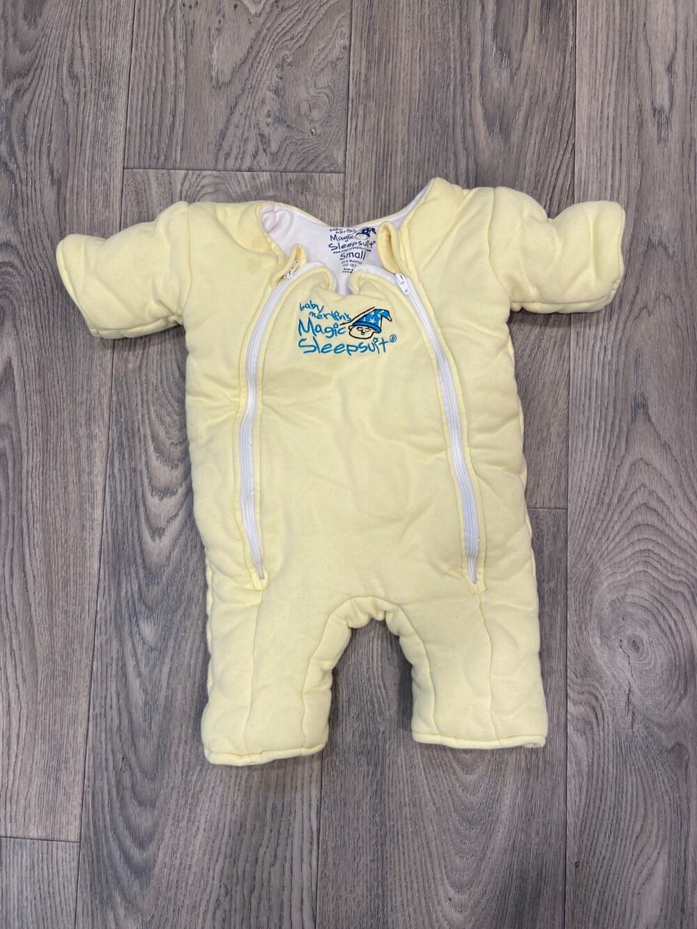 Baby Merlin's Magic Sleep Suit Size Small 3-6 Months 12-18 Ibs Yellow